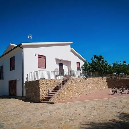 Farm stay Agriturismo Caramazza